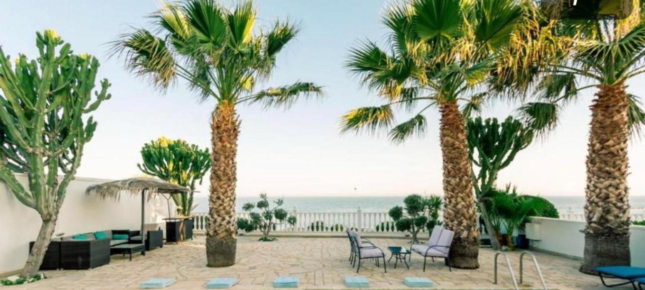 Zygi Beachfront Villa Exterior foto